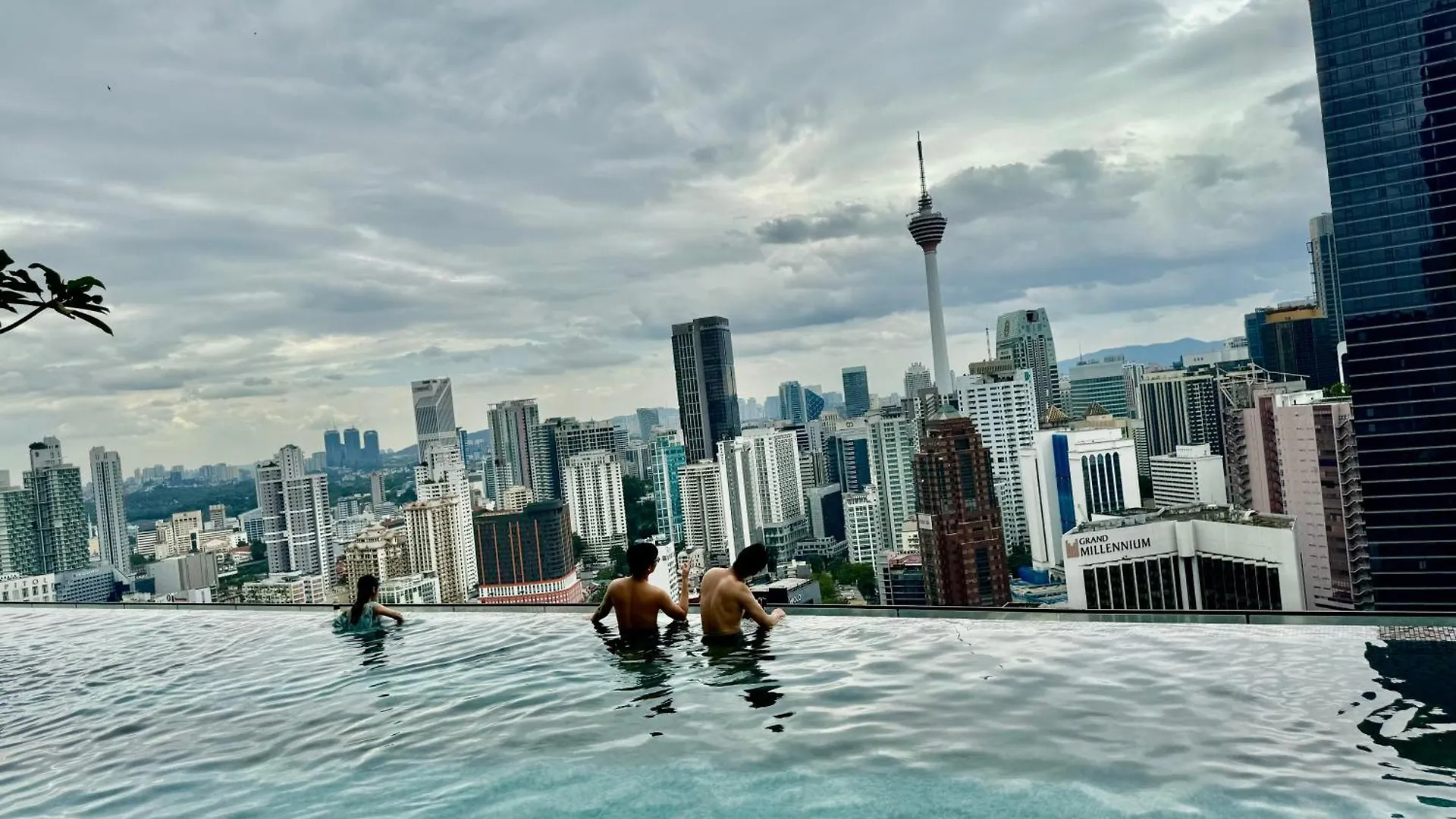 Apartment 5Min To Pavilion Axon Klcc View