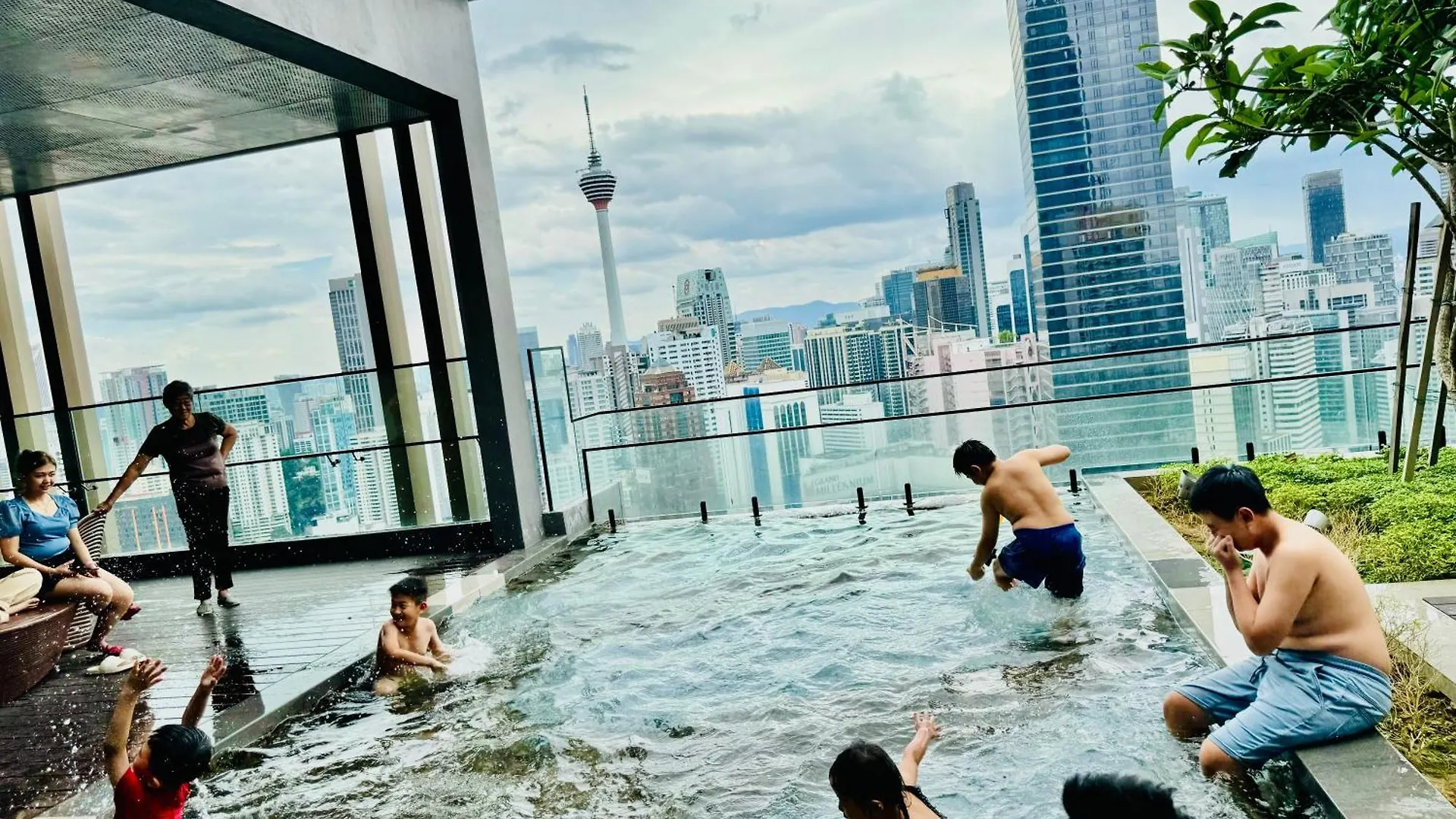 5Min To Pavilion Axon Klcc View 0*, Kuala Lumpur